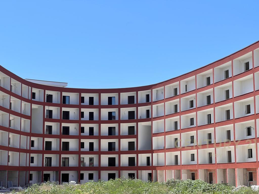 EKSKLUZIVE! VENDI DI PARCHEGGIO IN RESIDENZA EON!
