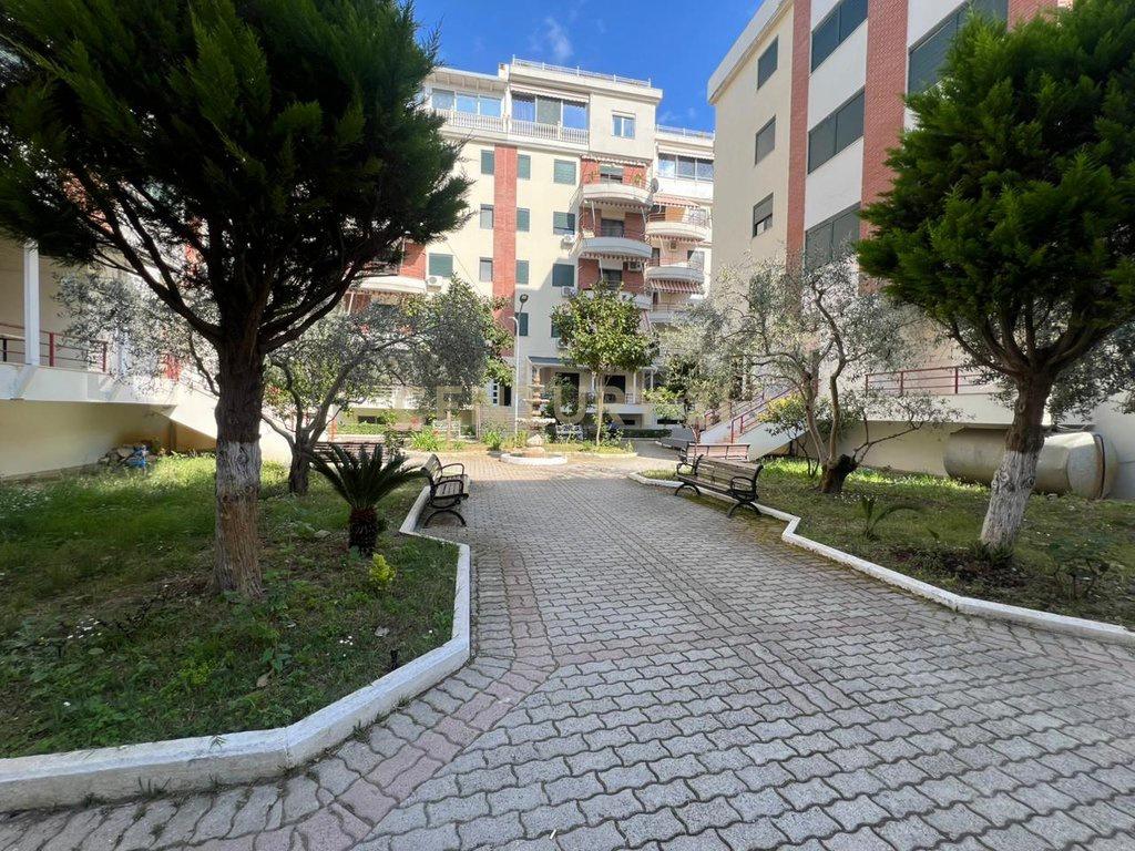0683005058 Garage in vendita di 21m2 a Golem, Durres!!