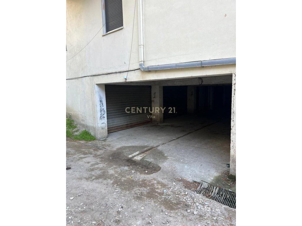 0683005058 Garage in vendita di 21m2 a Golem, Durres!!