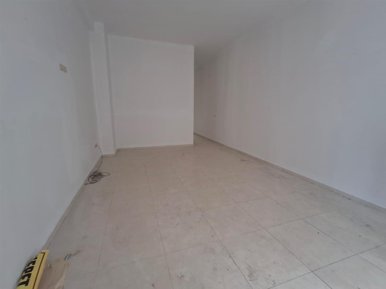 FOR SALE BUSINESS PREMISES NEAR UJESJELLESIT DURRES