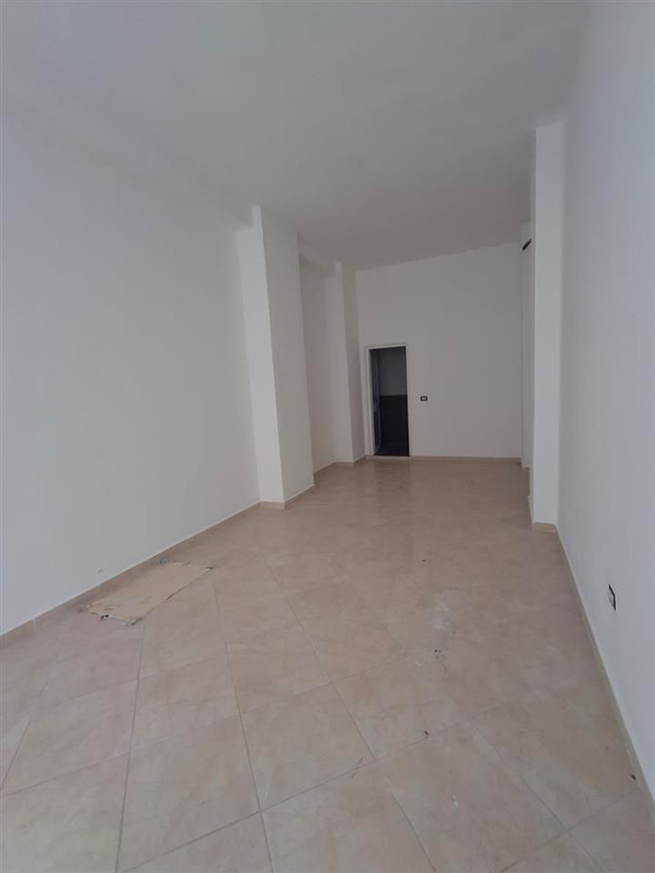 Vendita locale commerciale, Zona Ujesjellesit, Durres