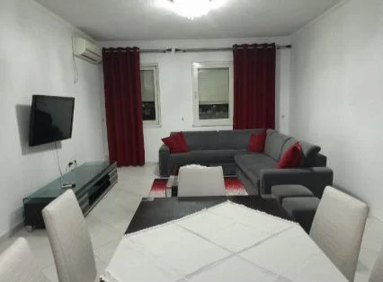 Tirane, for rent: 2+1 apartment with balcony, 8th floor, 90 m², €500 (Yzberisht)