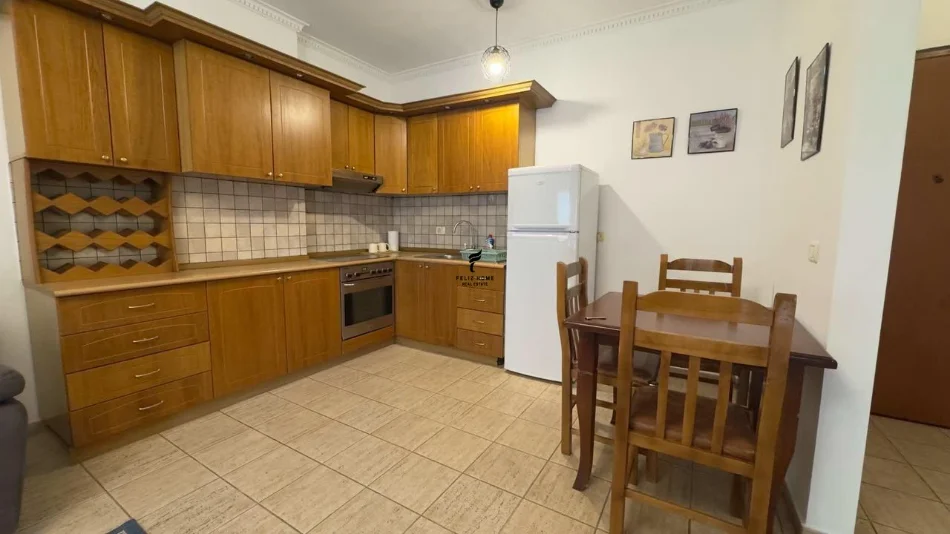 Tirana, Apartment for Rent 1+1, 4th Floor, 70 m², €650 (CENTER)