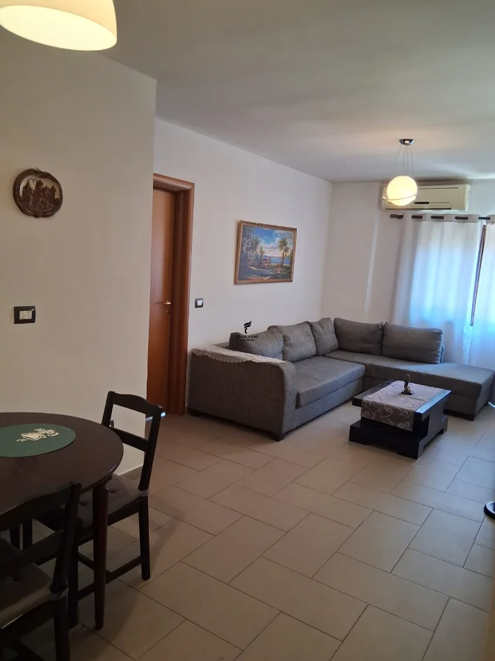 Tirane, for rent 2+1 apartment, 4th floor, 103 m², €650 (MYSLYM SHYRI)