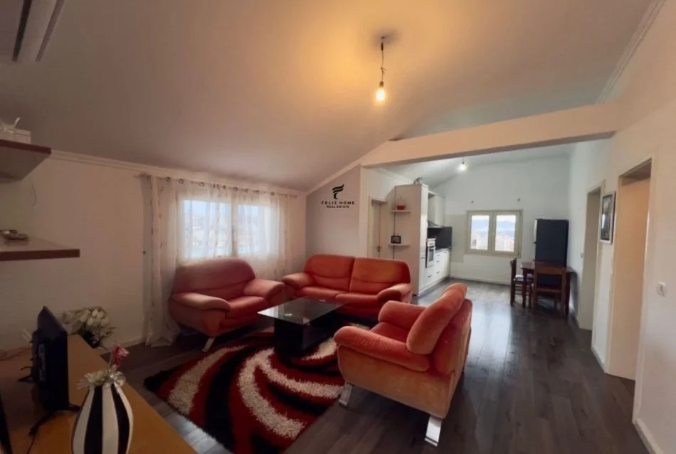 Tirano, affitto appartamento 2+1 Piano 2, 80 m² 510 € (CITTÀ STUDENTI)