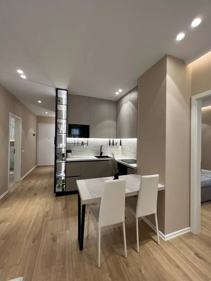 Tirane, Apartment for Rent 1+1+Balcony, 8th Floor, 60 m², €600 (SIRI KODRA)