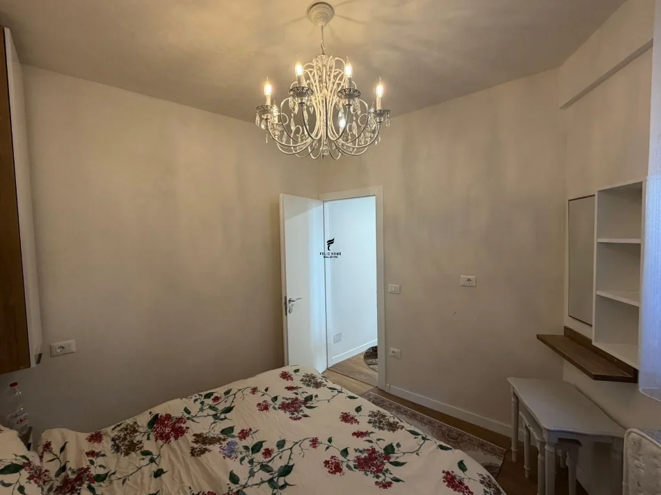 Tirane, affitto appartamento 1+1 Piano 1, 70 m² 500 € (BRRYLI)
