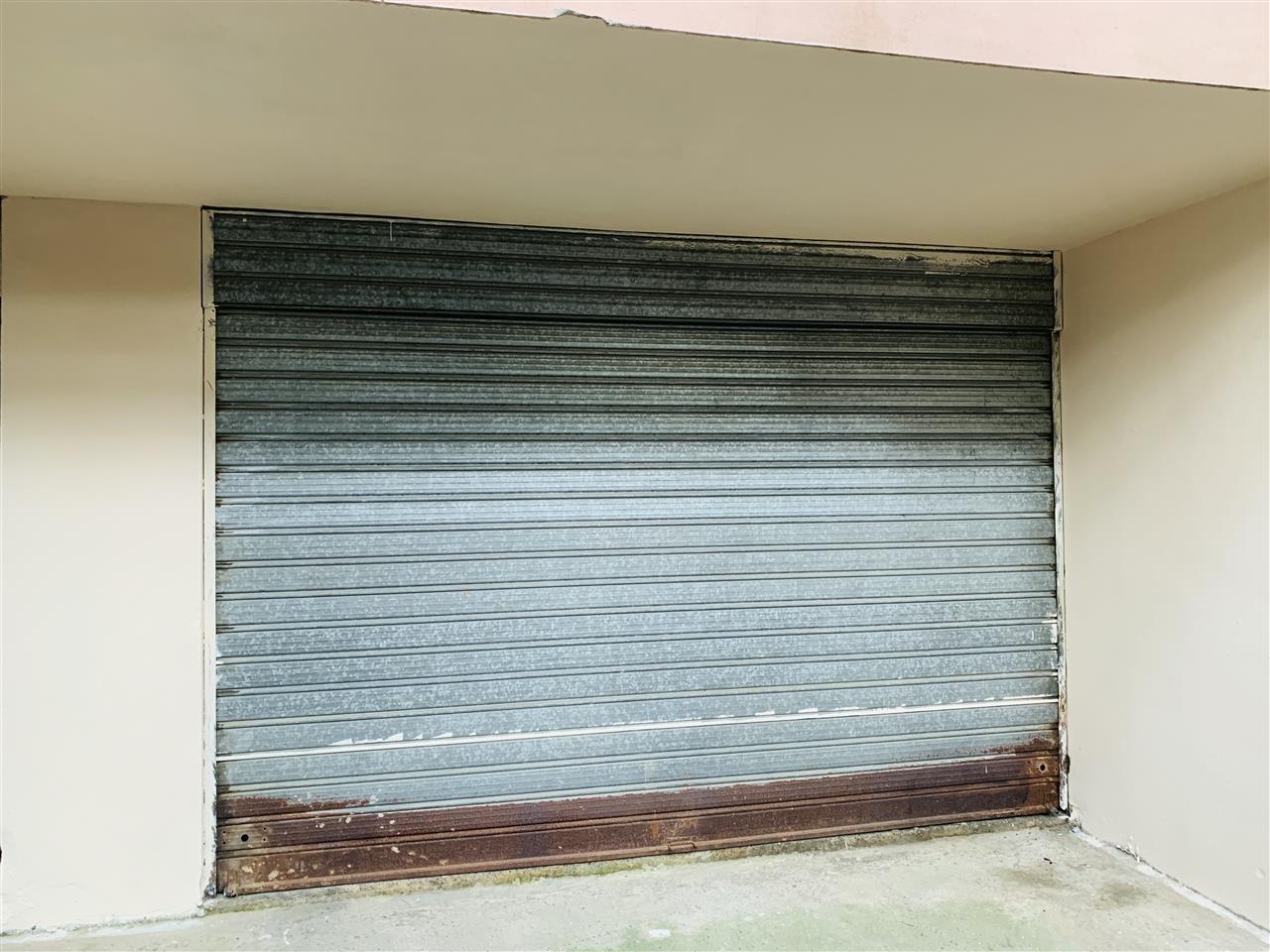 Garage for Sale in Mali i Robit