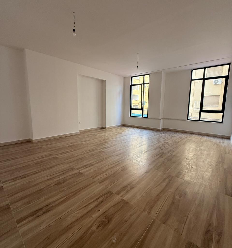 RENTAL OF COMMERCIAL SPACES NEAR DONIKA CENTER, TIRANA