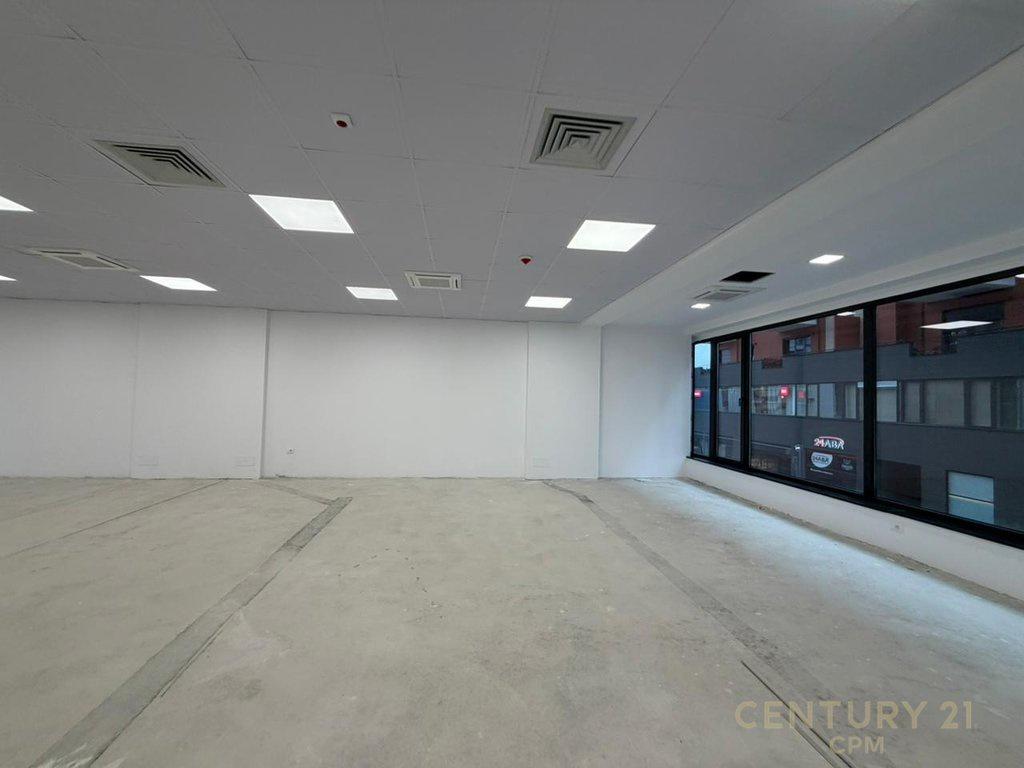 Office Space for Rent at 'Delijorgji' Complex