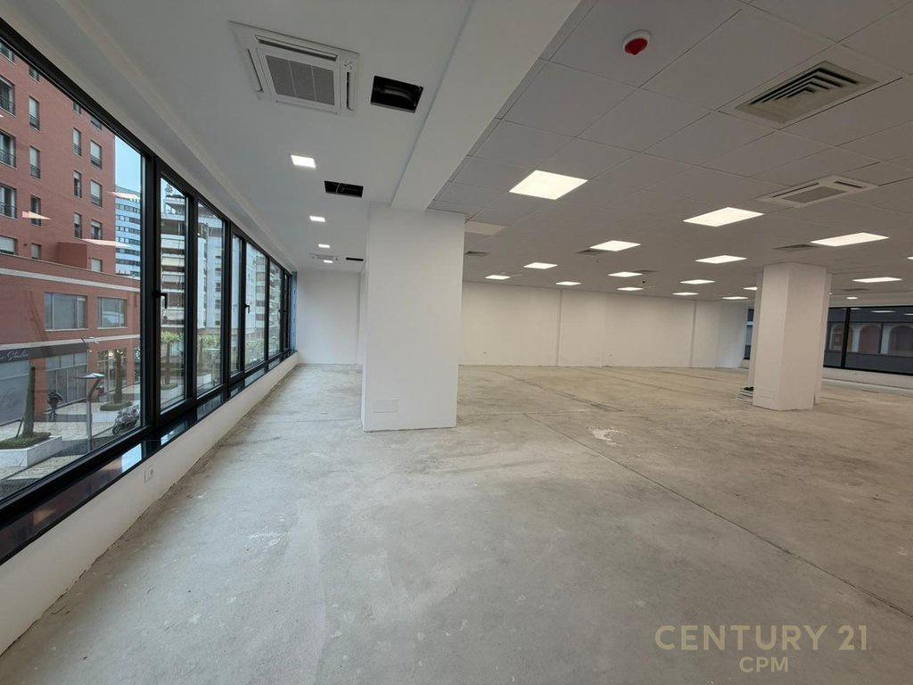 Office Space for Rent at 'Delijorgji' Complex