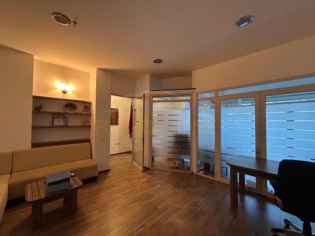 0696044407 Commercial Space for Sale in Gjykata, Durres