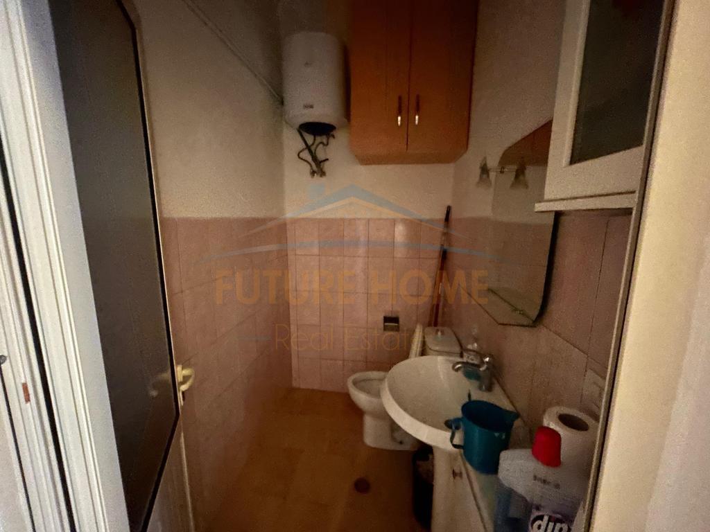 0696044407 Commercial Space for Sale in Gjykata, Durres