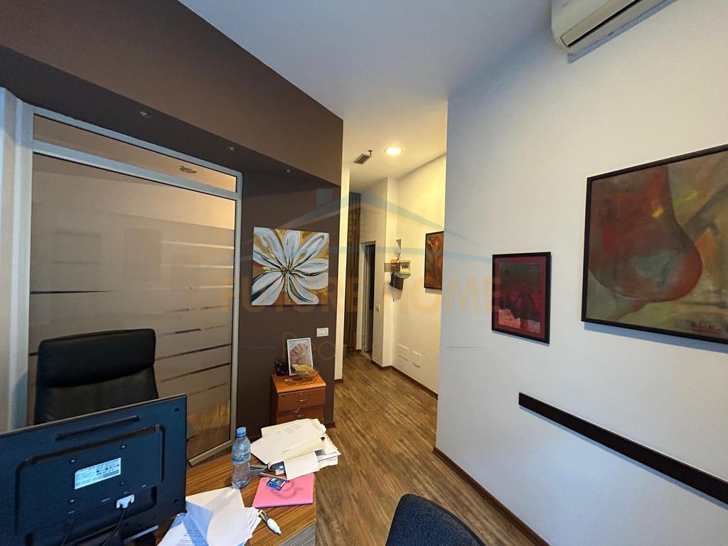 0696044407 Commercial Space for Sale in Gjykata, Durres