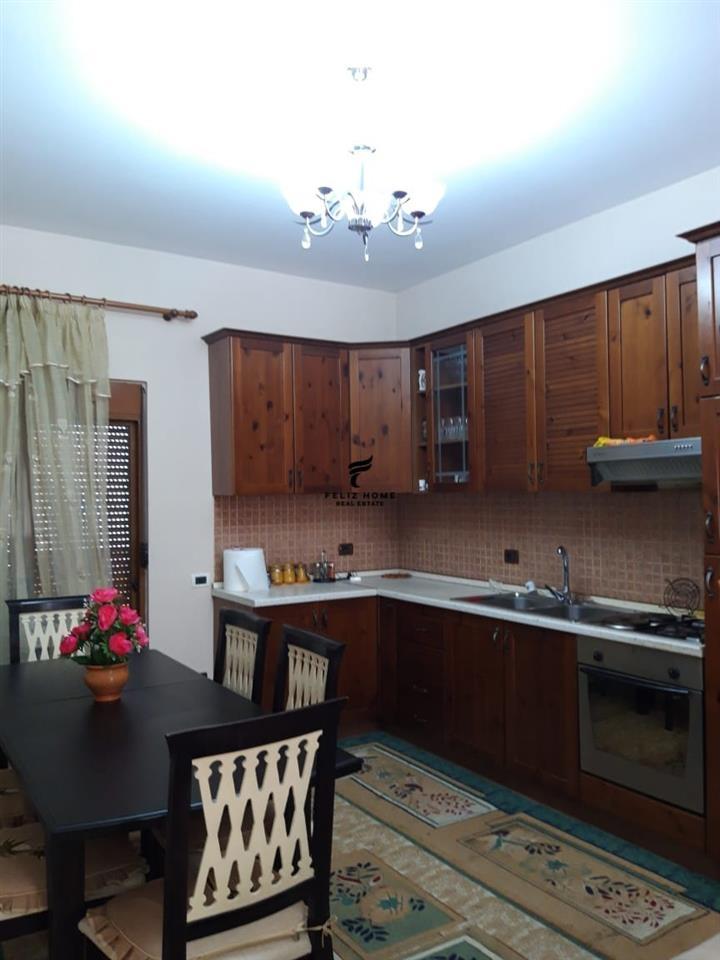 Private Villa for Sale 700 m2 Artificial Lake 1,500,000 EUR