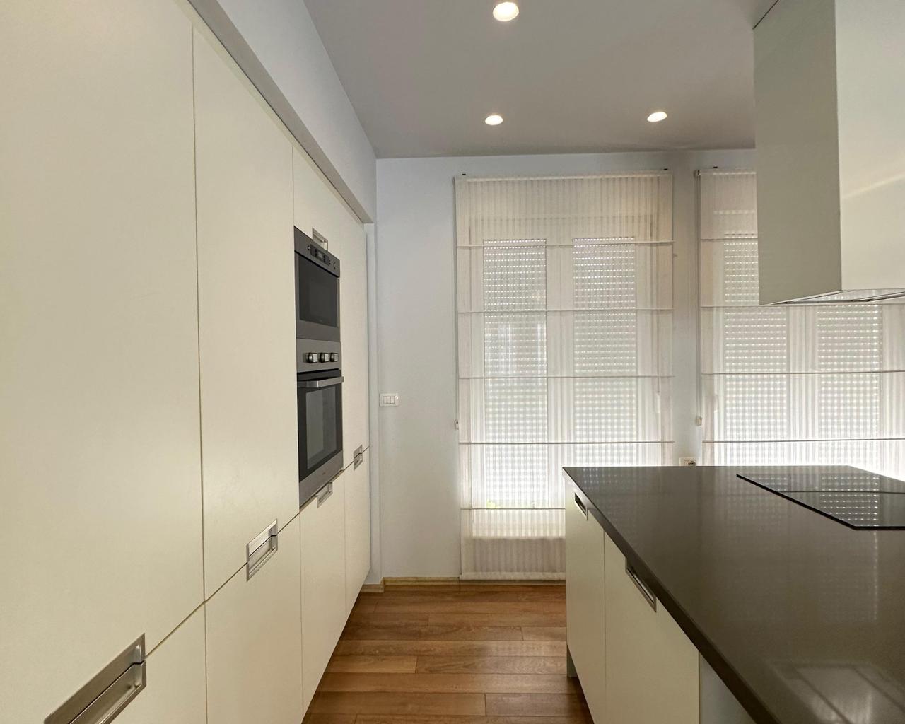 FOR RENT | 4-STOREY VILLA AT WHITE HOUSE, TEG