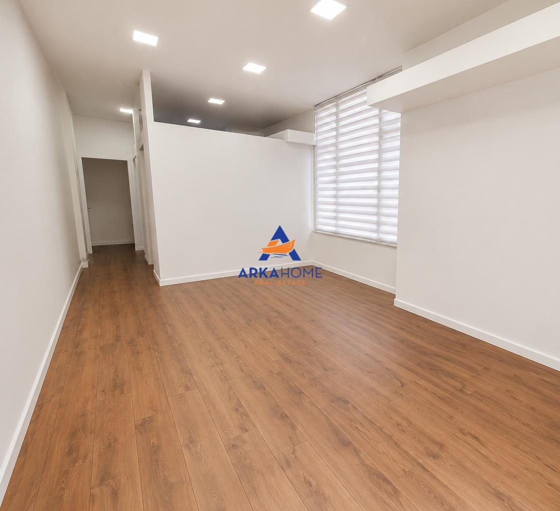 Affitto negozio di 50m2 in Myshym Shyr a 60.000 LEKE