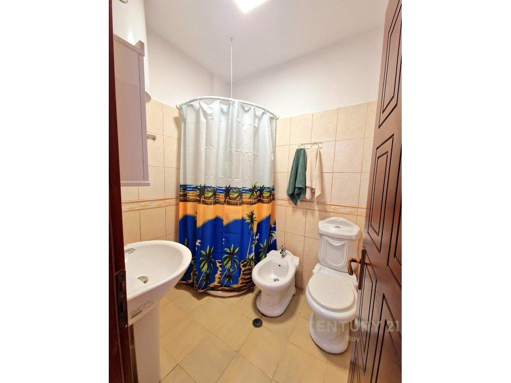 0686051712 VENDESI MONOLOCALE IN VIA SHKEMBI I KAVAJES