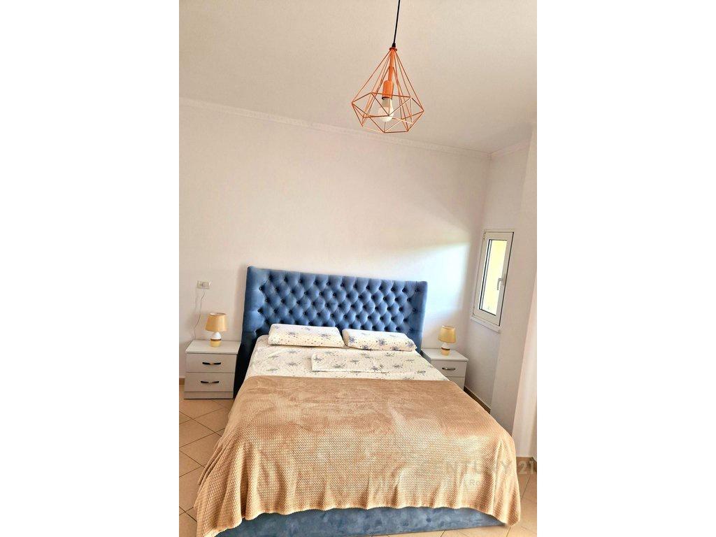0686051712 VENDESI MONOLOCALE IN VIA SHKEMBI I KAVAJES
