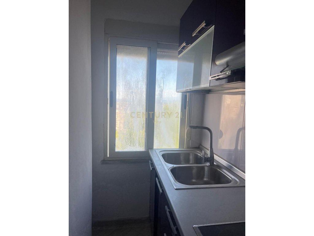 0697603180JEPET ME QERA APARTAMENT 2+1 ME PAMJE DETI TEK VIL