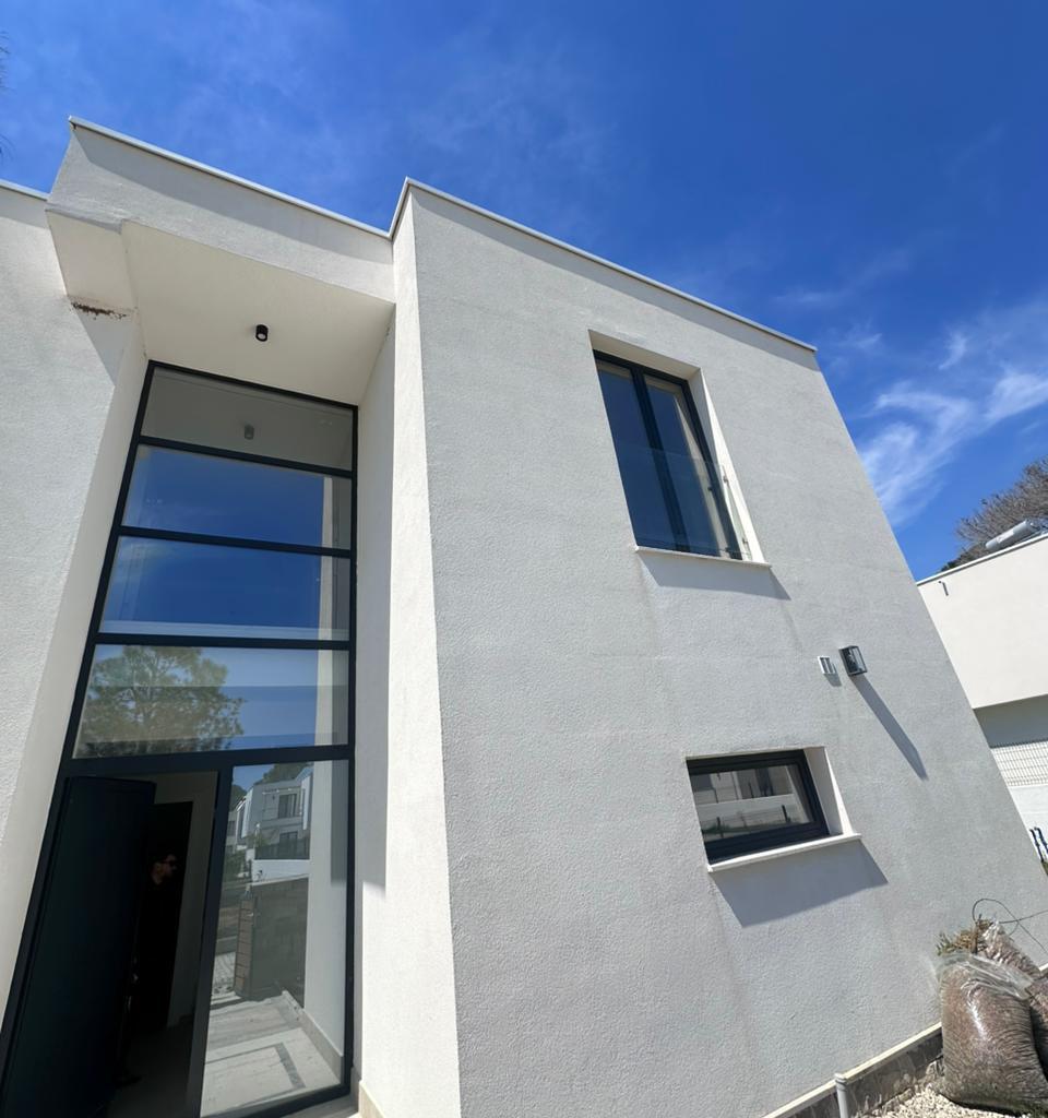 Vile di Lusso San Pietro Residence, Gjiro i Lalëzit, D