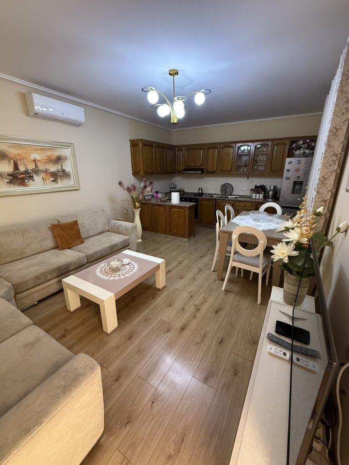 Appartamento in affitto 1+1 in via Dibres a 450 euro