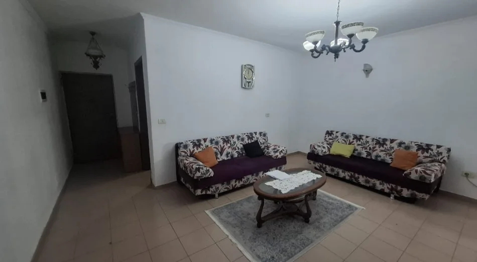 Tirane, affitto appartamento 1+1 Piano 9, 70 m² 500 € (Lulishtja)