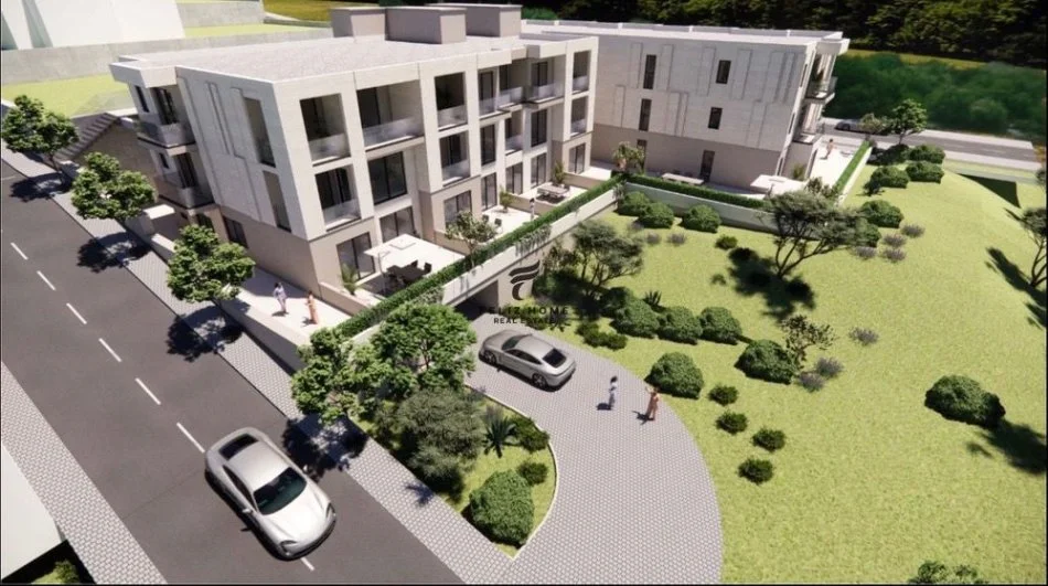 Tirana, Apartment for Sale 1+1 Ground Floor, 68 m² 285,000 € (PALACE)