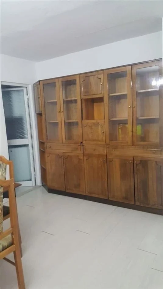 Tirane, vendesi appartamento 2+1 Piano 4, 65 m² 123.000 € (BURGU I GRAVE)