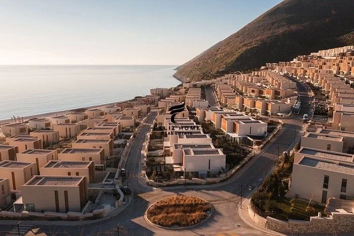 Vlorë, appartamento in vendita 1+1+Balcone Piano 3, 112 m² 461.000 € (GREAN COAST)