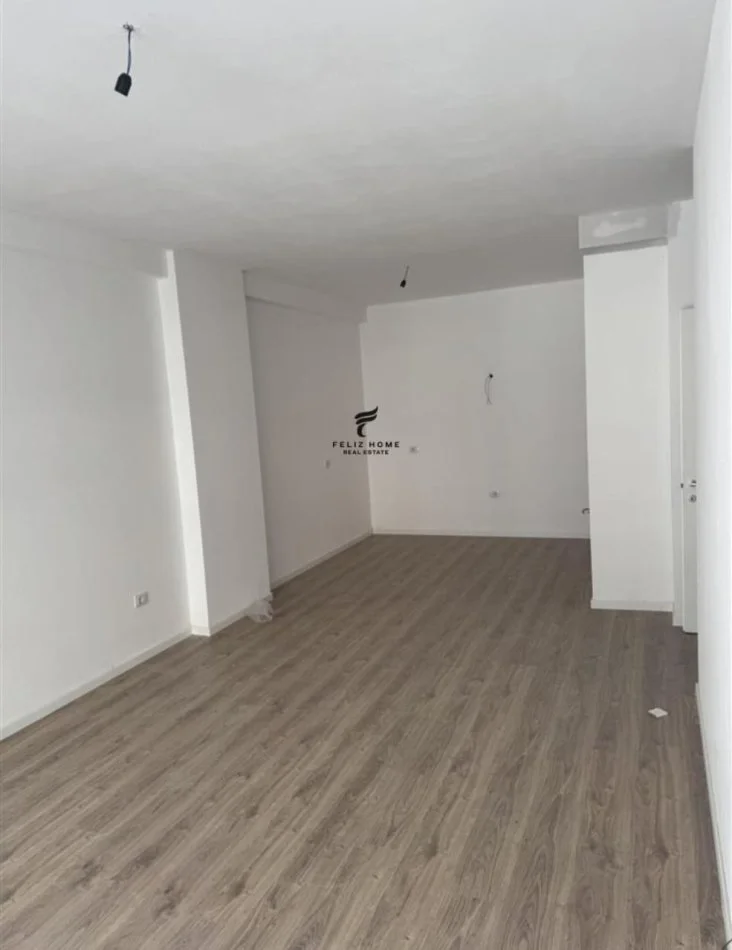Tirana, Apartment for Sale 1+1, 6th Floor, 76 m², €127,000 (Complex 388)