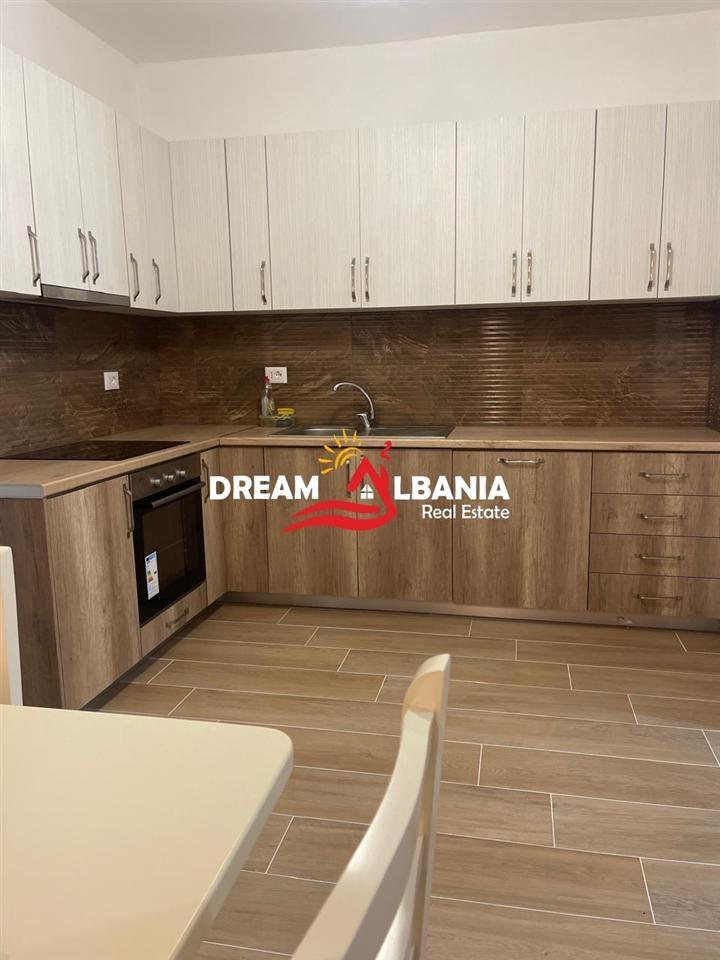 Jepet con affitto appartamento 1+1 e garage incluso, Selvia