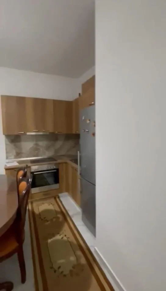 Tirana, 1+1 Apartment for Rent, 2nd Floor, 80 m², €500 (Rruga 5 Maji)