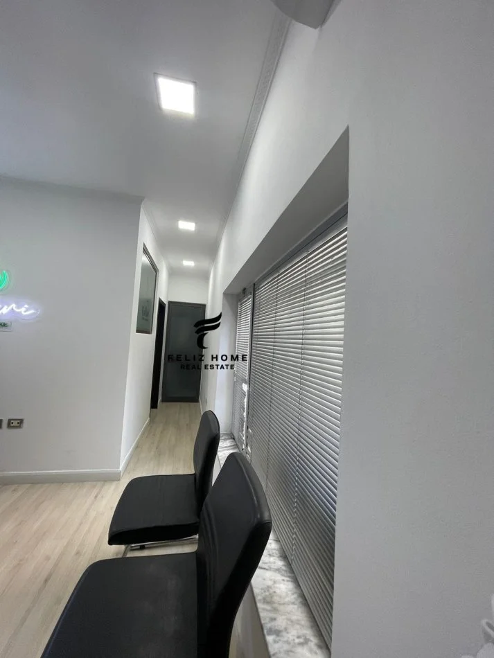 Tirane, shitet apartament 1+1 Kati 1, 32 m² 95.000 € (SELVIA)