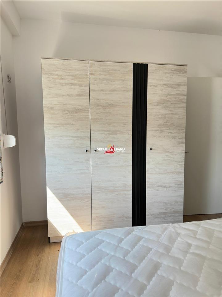 Apartament 2+1+parkim ,me qera , Fusha e Aviacionit