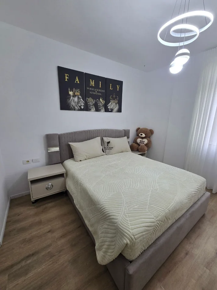 Tirane, vendesi appartamento 1+1 Piano 3, 74 m² 130.000 € (FRESKU)