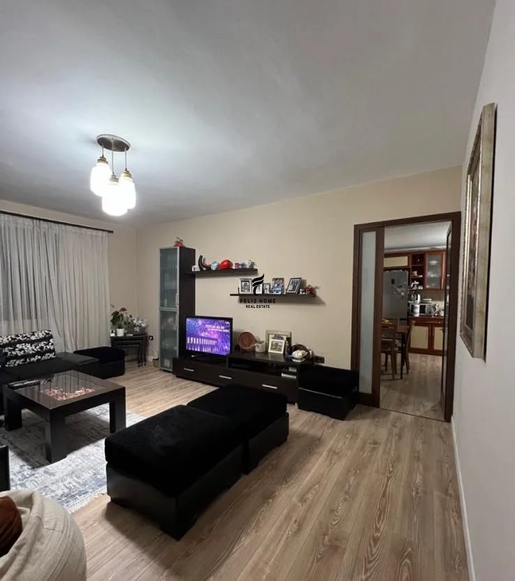 Tirana, for Sale 3+1, 4th Floor, 120 m², €180,000 (ALI DEMI)