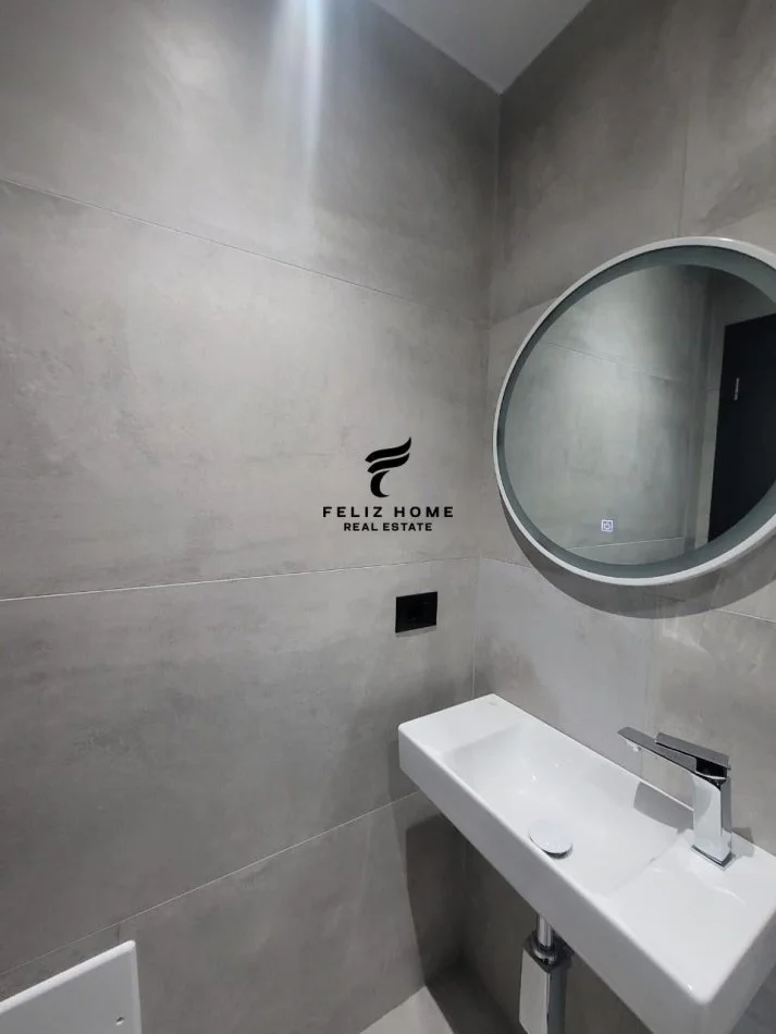 Tirane, vendesi appartamento 1+1 Piano 1, 90 m² 268.000 € (21 Dicembre)
