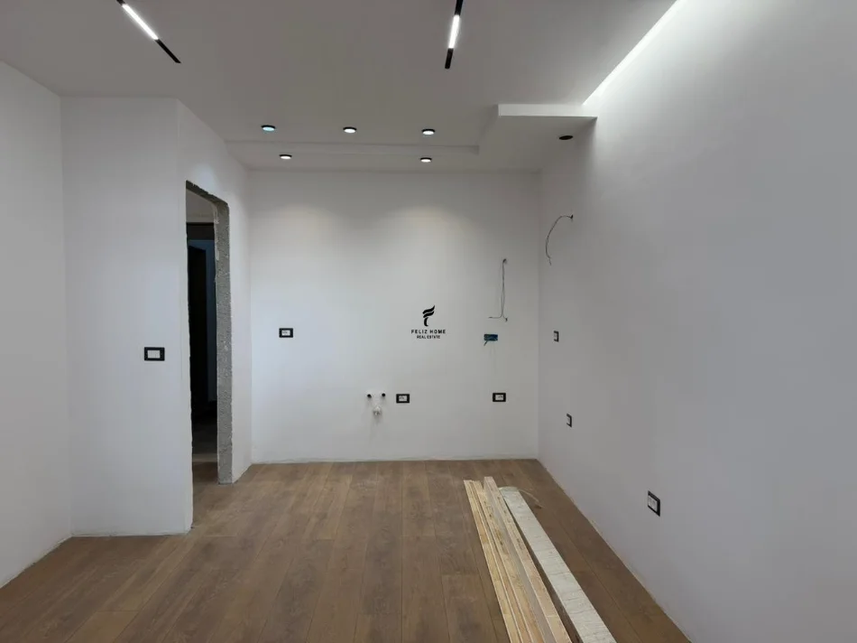 Tirane, vendesi appartamento 1+1 Piano 3, 55 m² 157.000 € (21 DICEMBRE)