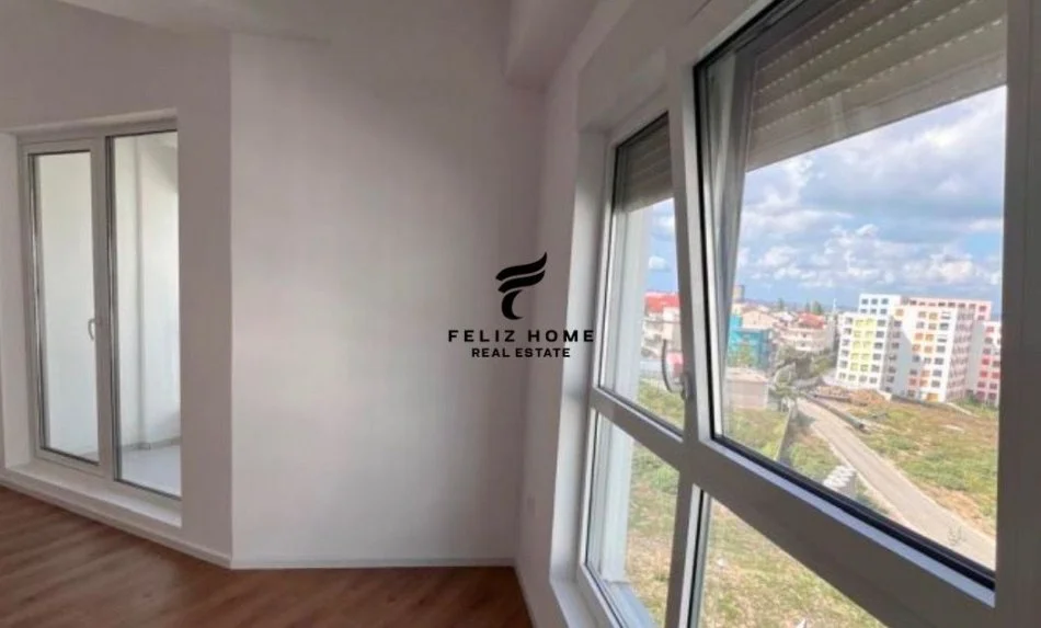 Tirane, Apartment for Sale 2+1+Balcony, 5th Floor, 94 m², €140,000 (ALI DEMI)
