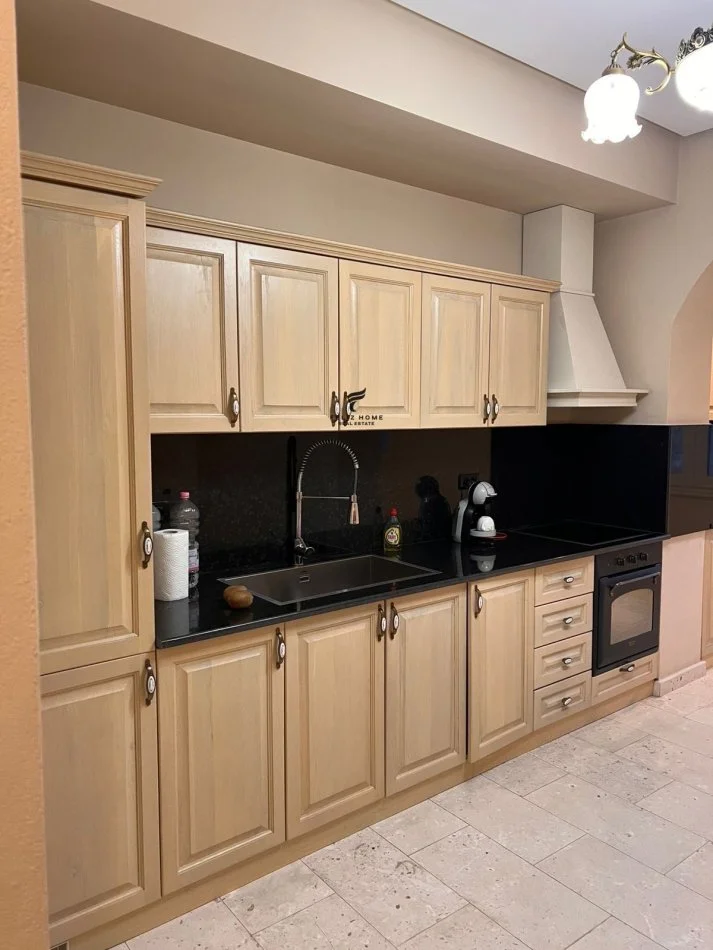 Tirana, Apartment for Rent 1+1, 5th Floor, 80 m², €800 (BLOCK)