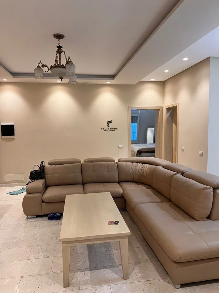 Tirana, Apartment for Rent 1+1, 5th Floor, 80 m², €800 (BLOCK)
