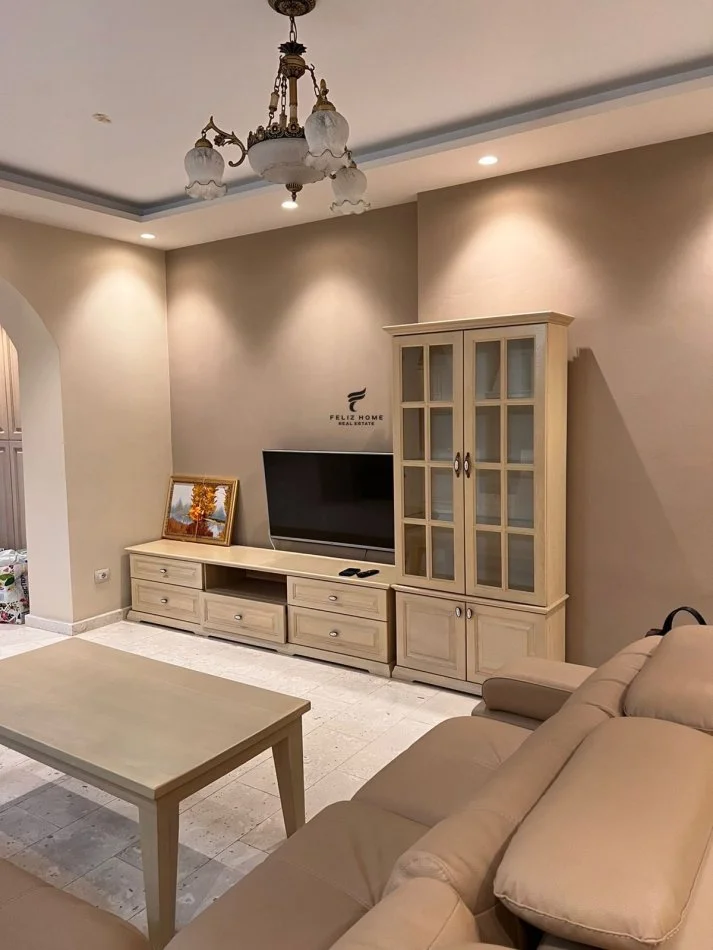 Tirana, Apartment for Rent 1+1, 5th Floor, 80 m², €800 (BLOCK)