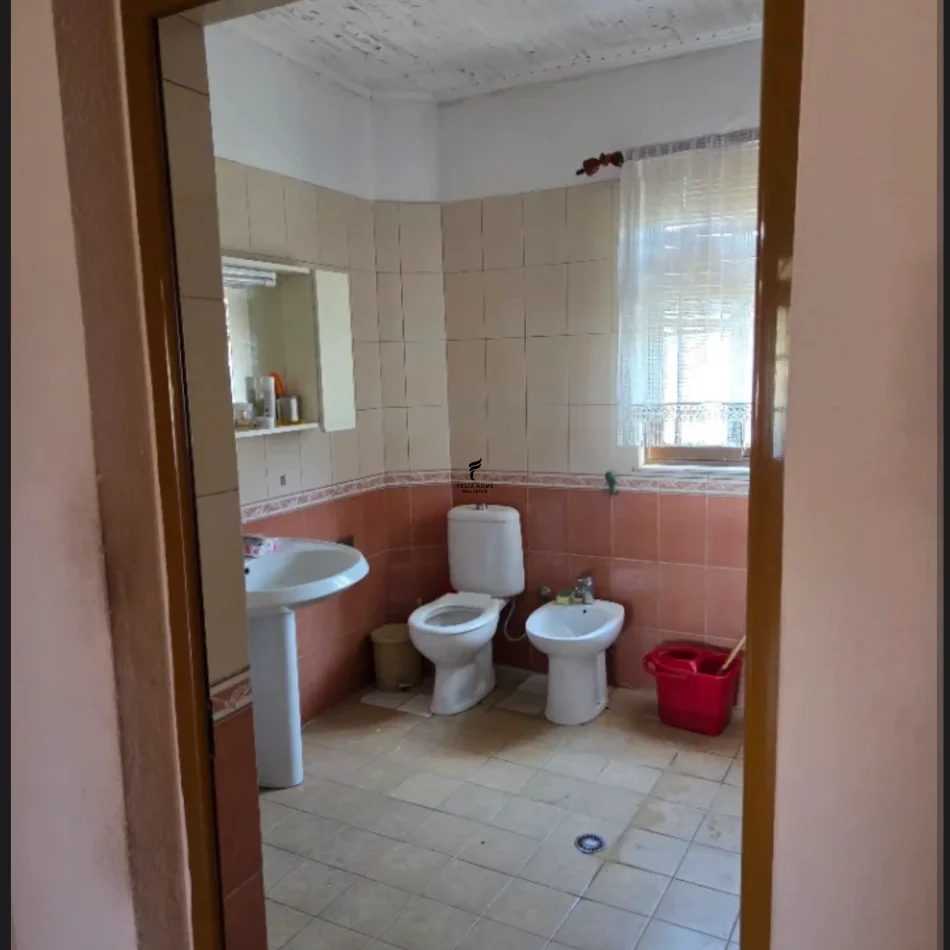 Tirane, Apartment for Rent 2+1, 3rd Floor, 100 m², €550 (FUSHA E AVIACIONIT)