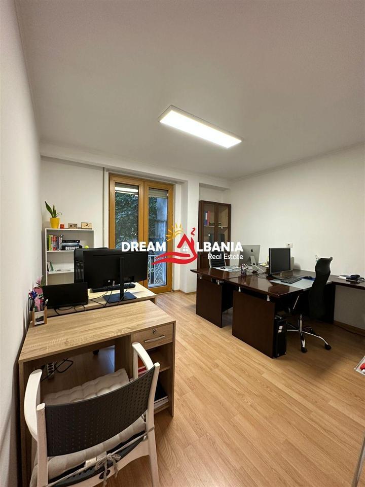 Villa for Rent on Mine Peza Street (ID 4251060)