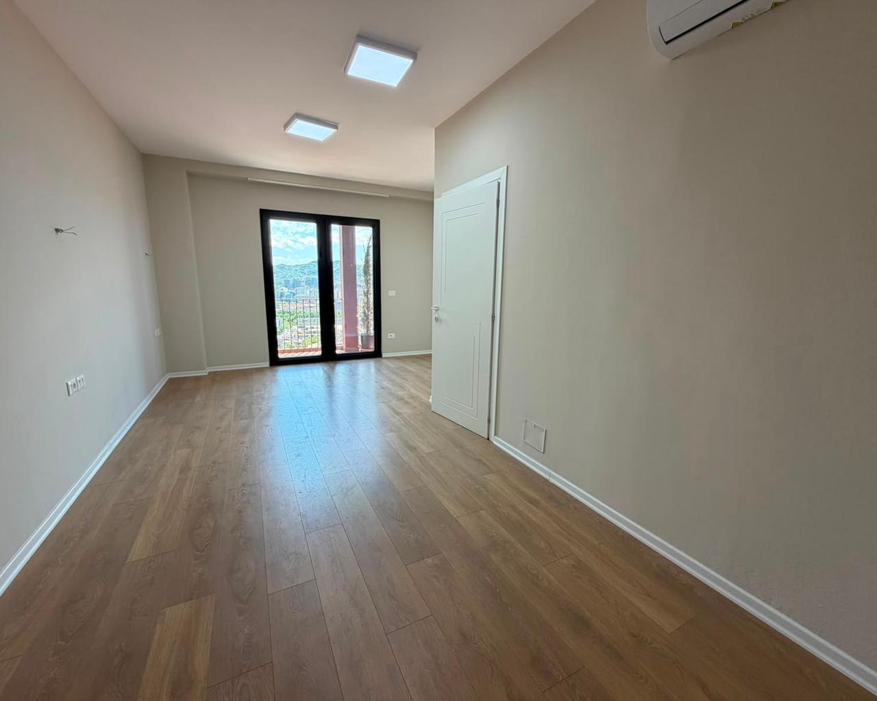 Office Space for Rent, Tirana Garden Building, Kavajes Street!