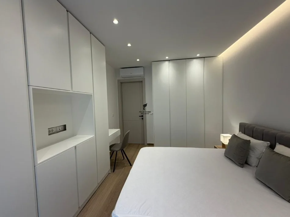 Tirana, affitto appartamento 1+1 al terzo piano, 72 m², 720 € (ZOGU I ZI)