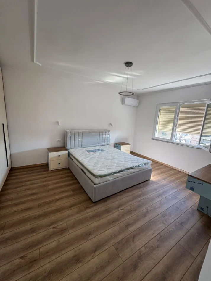 Tirane, apartment for rent 1+1, 6th Floor, 55 m², 550 € (Vasil Shanto)