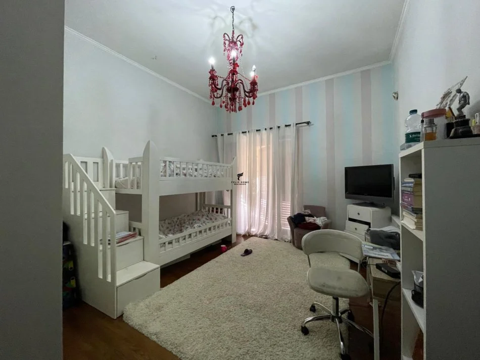 Tirane, Apartment for Rent 2+1, 120 m², €1,200 (Main Street)