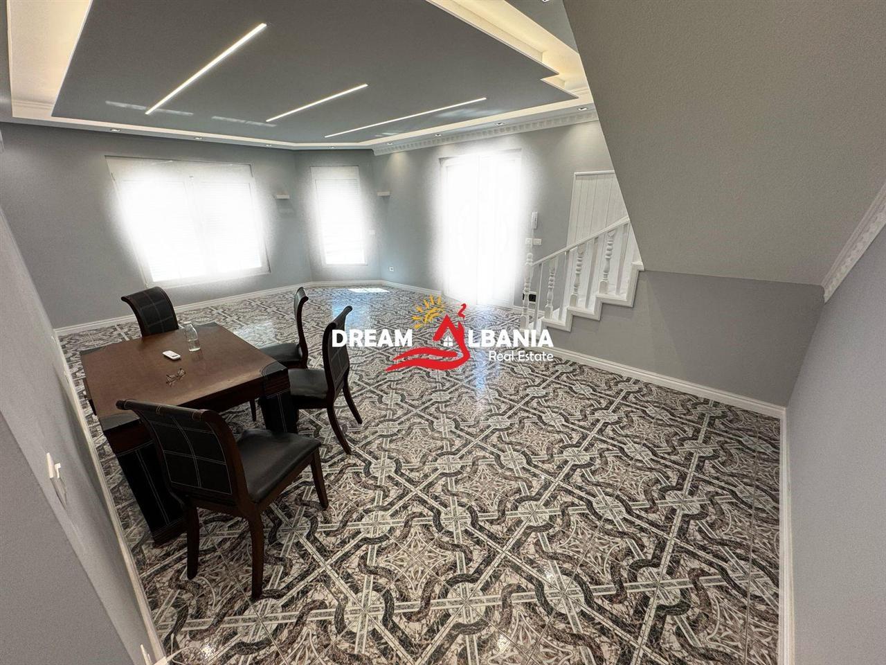 Villa in vendita in via Elbasanit (ID 4151190)